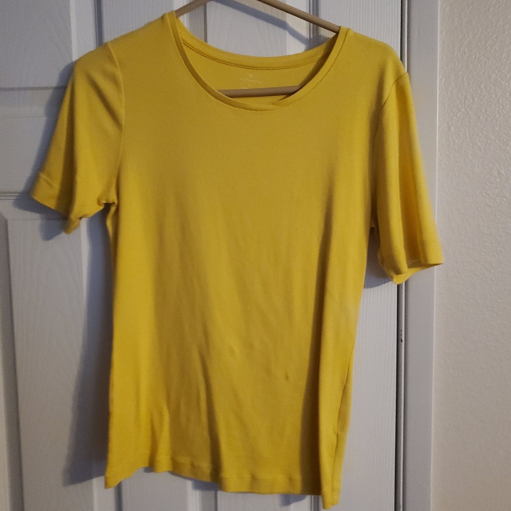 Yellow Worthington soft tee shirt Large